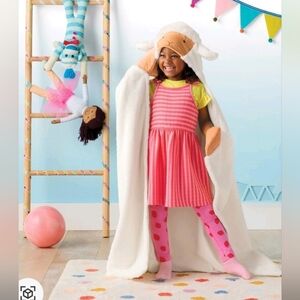 Sheep Kids' Hooded Blanket White - Pillowfort™ White hooded blanket for kids